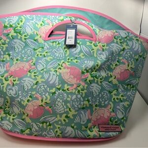 NWT Vineyard Vines Sea Turtle Tote with Pink Accents
